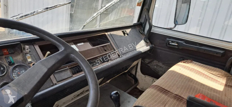 Camion Renault S 130 , 6 Cylinder , 3 Way...