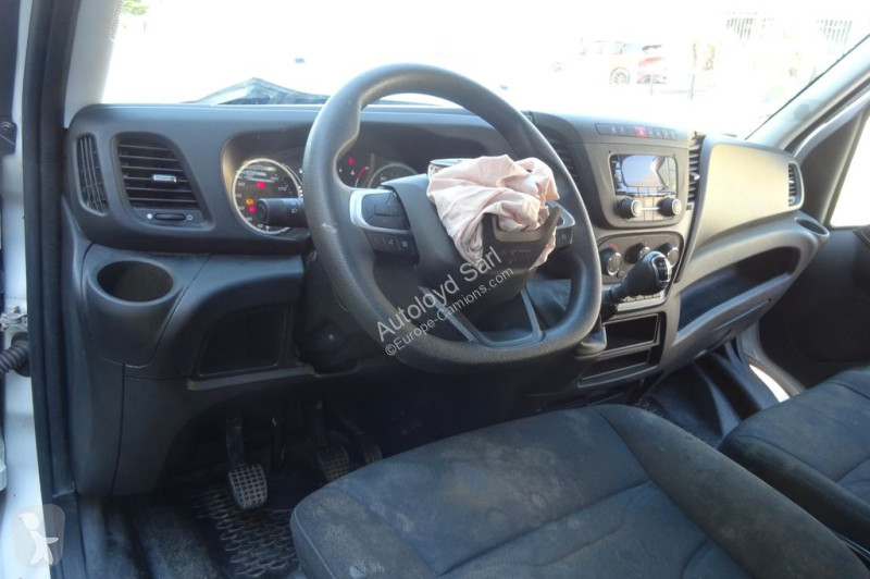 Autoutilitară Iveco