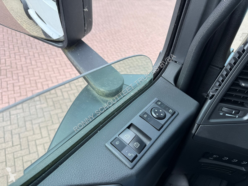 Camion Mercedes Arocs 4151 AK 8x8/4 Arocs 4151...