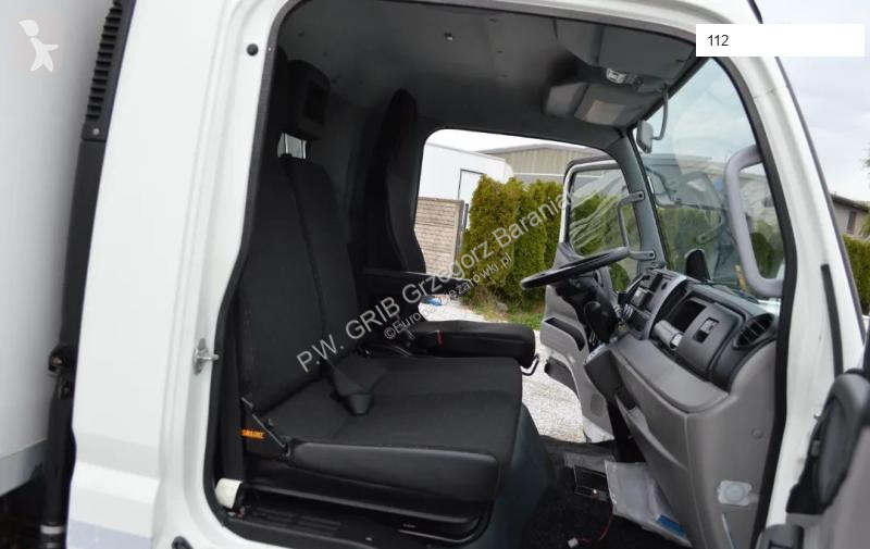 Camion Mitsubishi CANTER FUSO 9C18 REFRIGERATOR...