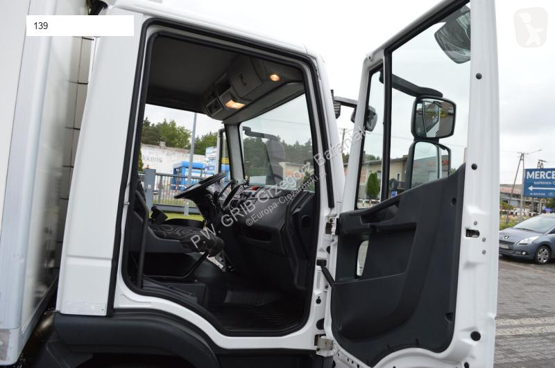 Kamion Iveco EUROCARGO 120EL18...