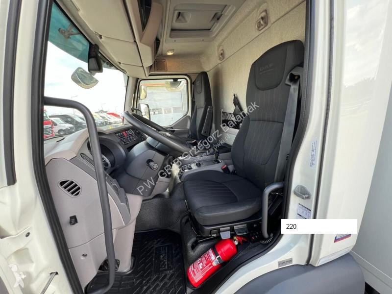 Camion DAF LF 210 12.210 CONTAINER+LIFT kg 1.HAND
