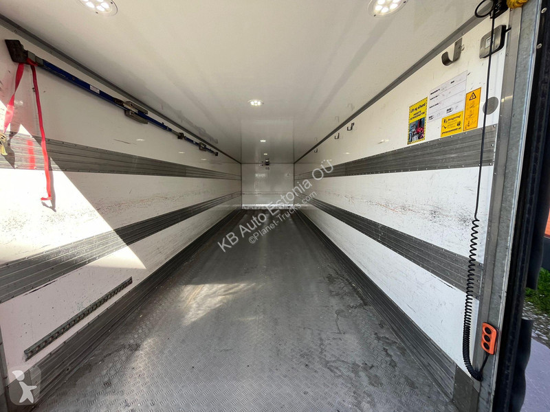 Lastbil Scania P 360 6x2*4 BOX =9725 mm
