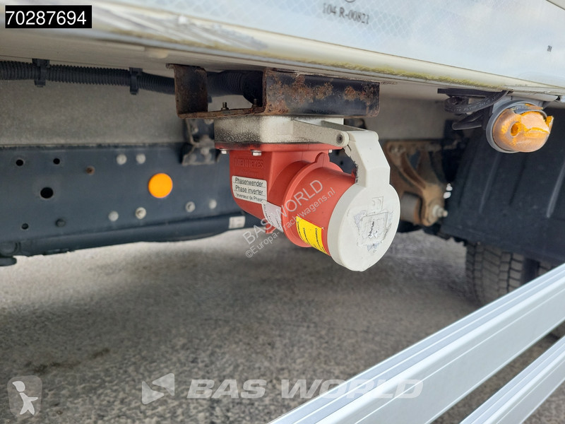 Kamion Iveco 120LE220 4X2 12tonner Carrier...