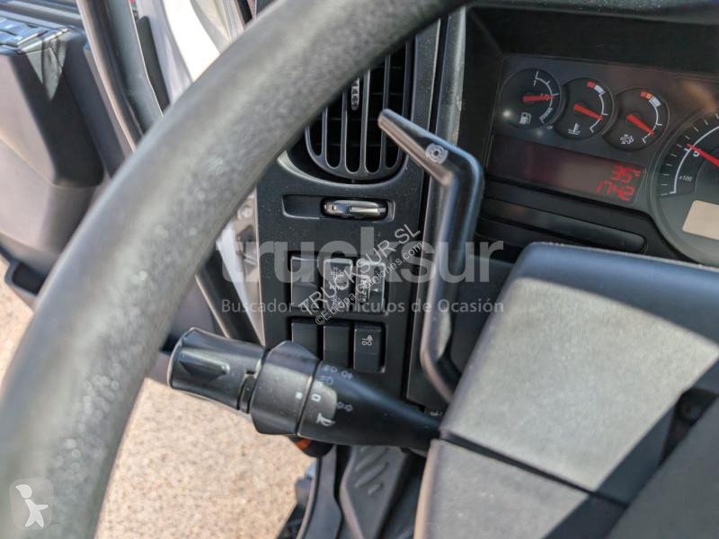 Kamion Renault ejes 6x2*4 D320.26