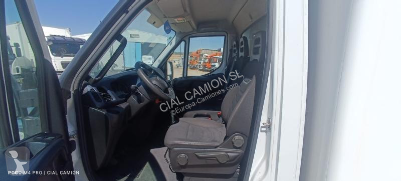 Kamion Iveco 35C16