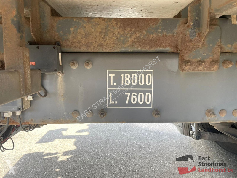 Camion Volvo FM 370 4x2 Euro 6 closed box truck...