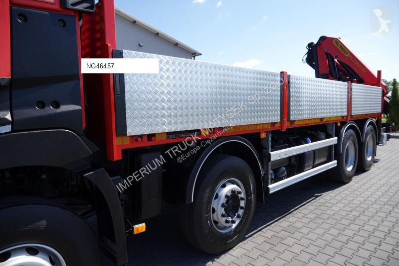 Vrachtwagen Renault PK 2300-EH