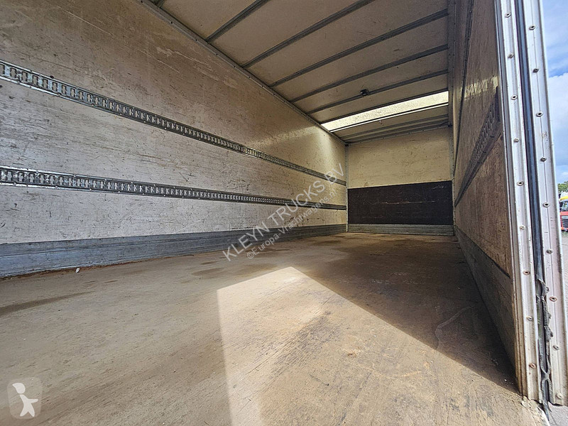 Kamion Renault MIDLUM 220.12 AIRCO BOX 7.2 LIFT