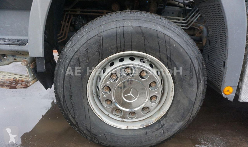 Kamion Mercedes 3244