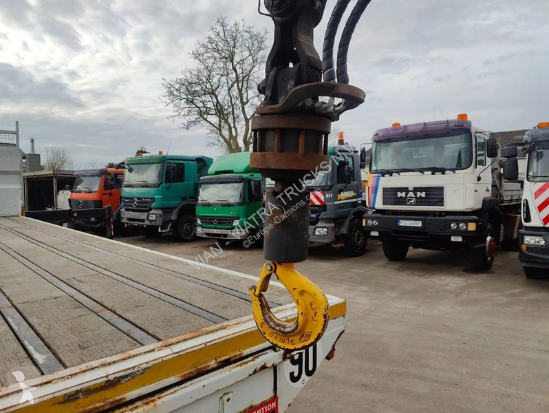 Kamion Iveco 310 Euro6 + FASSI F155 A.022 E-Active