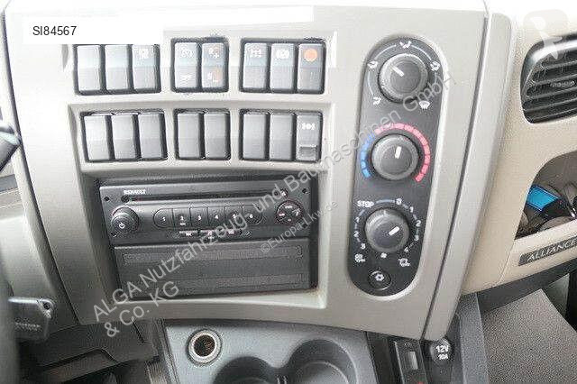 Kamion Renault 220 4x2, LBW, AHK, 6.100mm lang,...