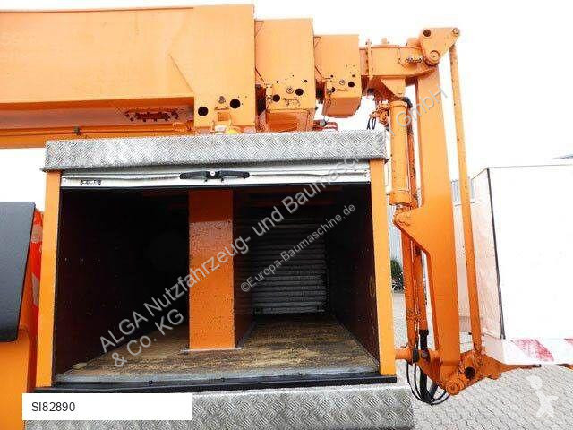 Nacelle Mercedes 6x4, Ruthmann, 28m. 3. Sitz