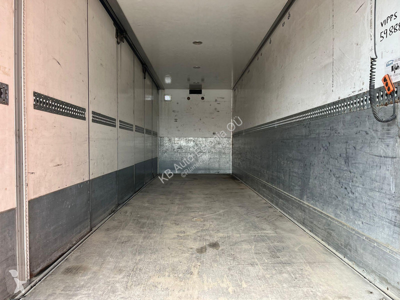 Lastbil MAN TGX 6x2 BOX L=8468 mm