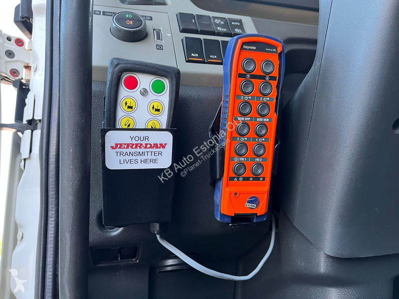 Camión Volvo FM 370 6x2*4 JERR-DAN SRS / WINCH...