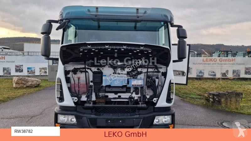 Camion Iveco 120 E 22