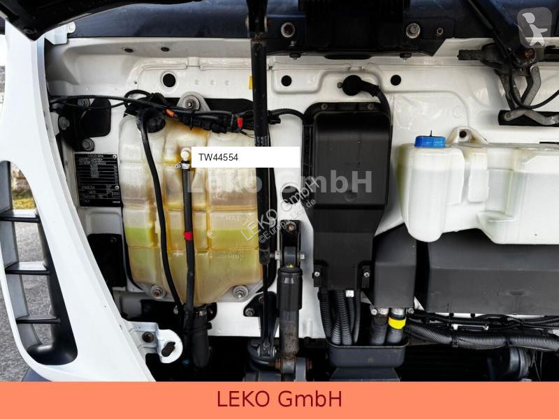 Lastbil Iveco 160 ML 210