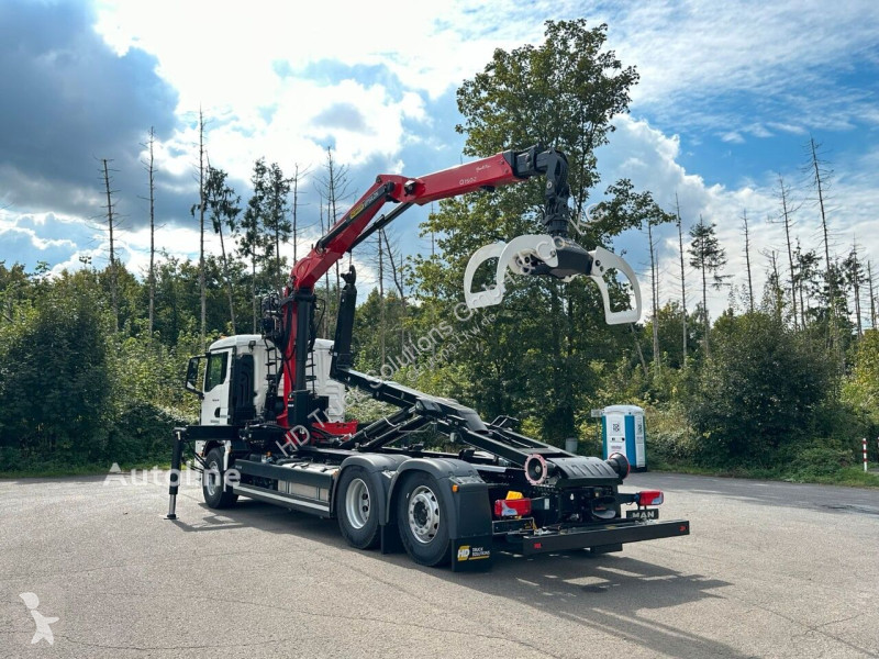 Kamion MAN TGS 26.470 6x2 Abrollkipper + Kran...