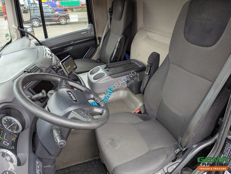 Vrachtwagen DAF 280 FAN 6x2/4 DayCab Euro6 -...