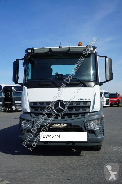 Camión Mercedes 228 E – 4