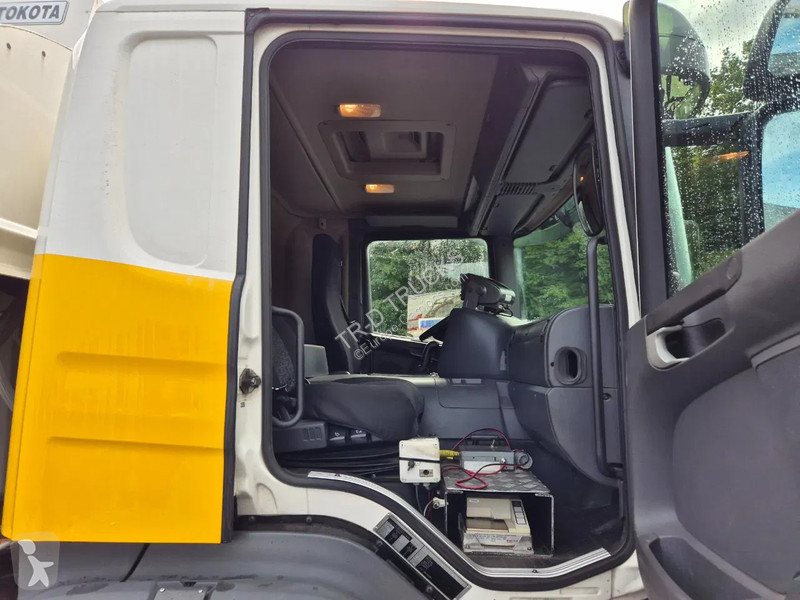 Camion Scania P270 FUEL / CARBURANT 00L - 4 COMP