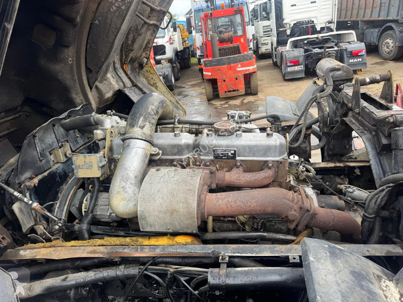 Kamion DAF 4X2 Platform + Crane Spring/Spring...