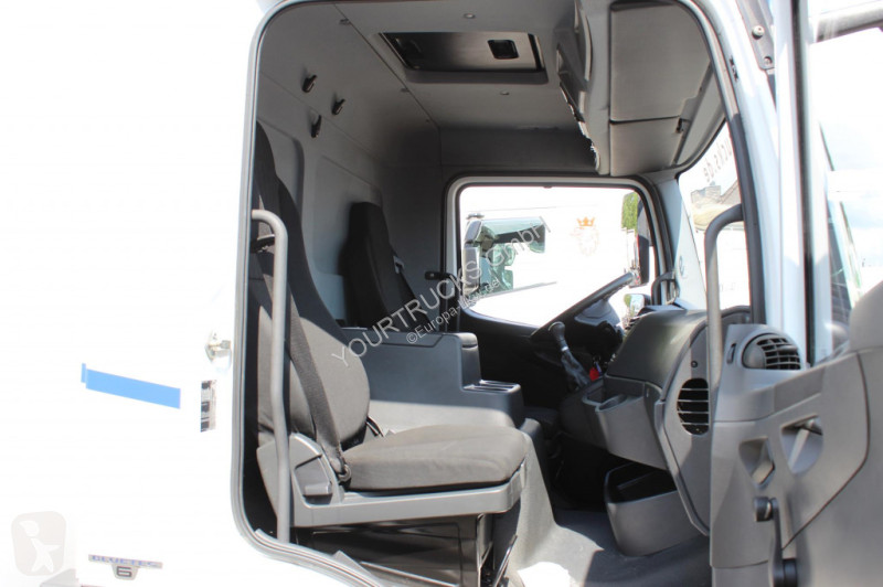 Kamion Mercedes 1221 E6 TK T-800 R Strom Türen+LBW