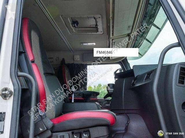 Camion Volvo PK 42002