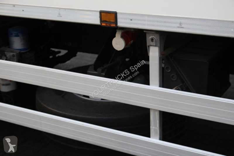 Kamion Renault   D 280E6 Wide CS 1250 City...