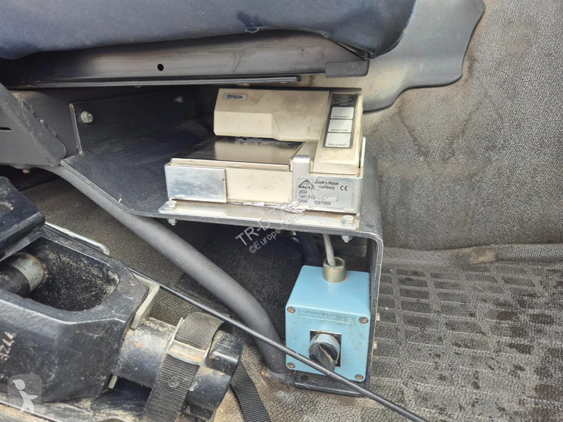 Camion Volvo 400 18000L FUEL/CARBURANT - 5 COMP...