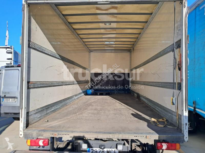 شاحنة Renault  MIDLUM 12TN