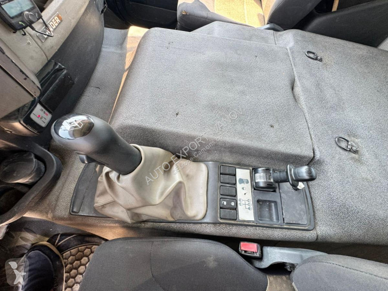 Camion Renault PREMIUM 370 DXI PLATEAU RIDELLES UE