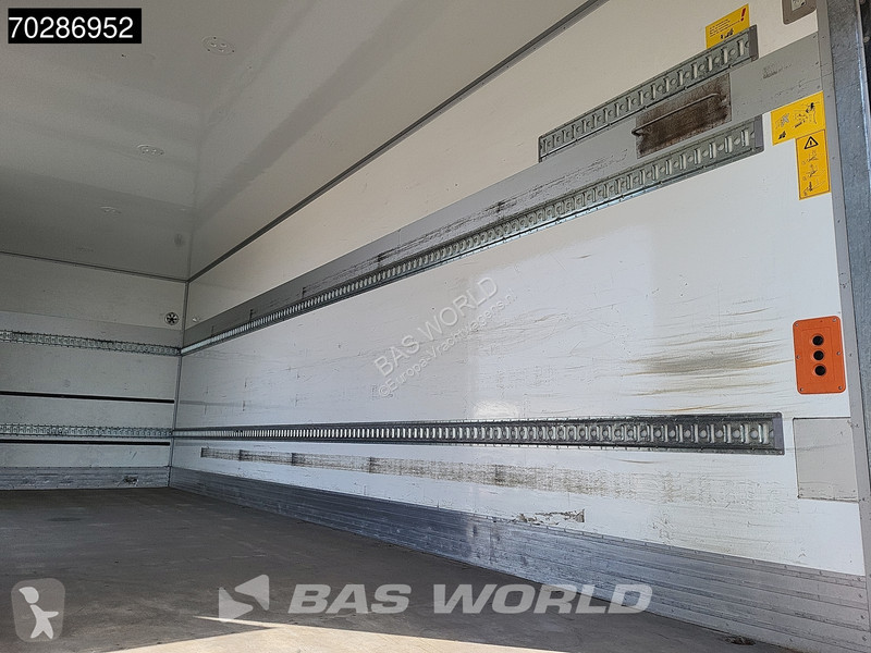 Kamion Mercedes 1827 4X2 19tonner 2tons...