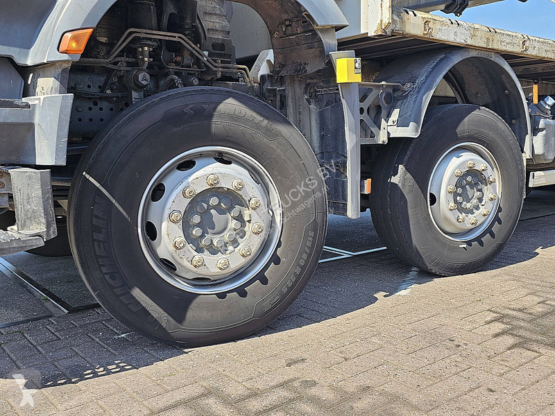 Kamion Mercedes AROCS 3 HIABX-Hipro 232ES-5