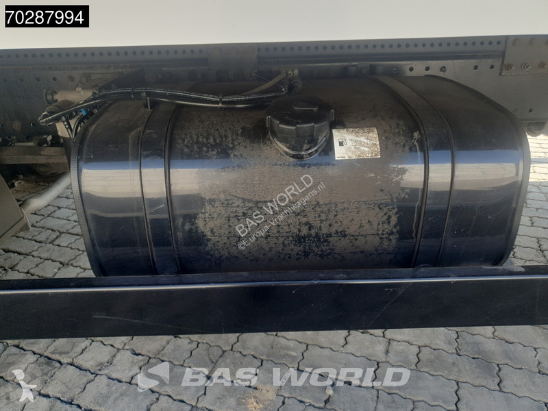 Vrachtwagen MAN 12.250 4X2 1500kg Ladebordwand...