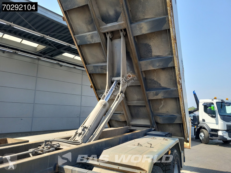 Lastbil Mercedes 2636 6X4 8m3 Forez Bennes...