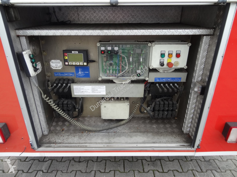 Camión MAN L2000 Feuerwehr Bronto Skylift 27 Meter