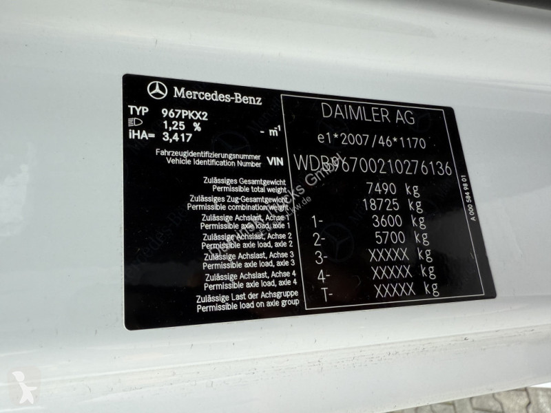 Kamion Mercedes 821 Kran Palfinger PK4200