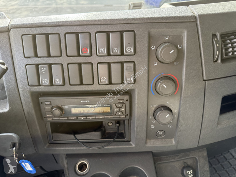 Kamion Volvo FL210 14 Tonner