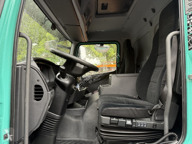 Kamion Mercedes 1227 Kran MKG 96