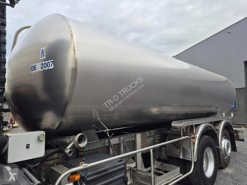 Camion Volvo 12380 15000L INSULATED INOX TANK -...