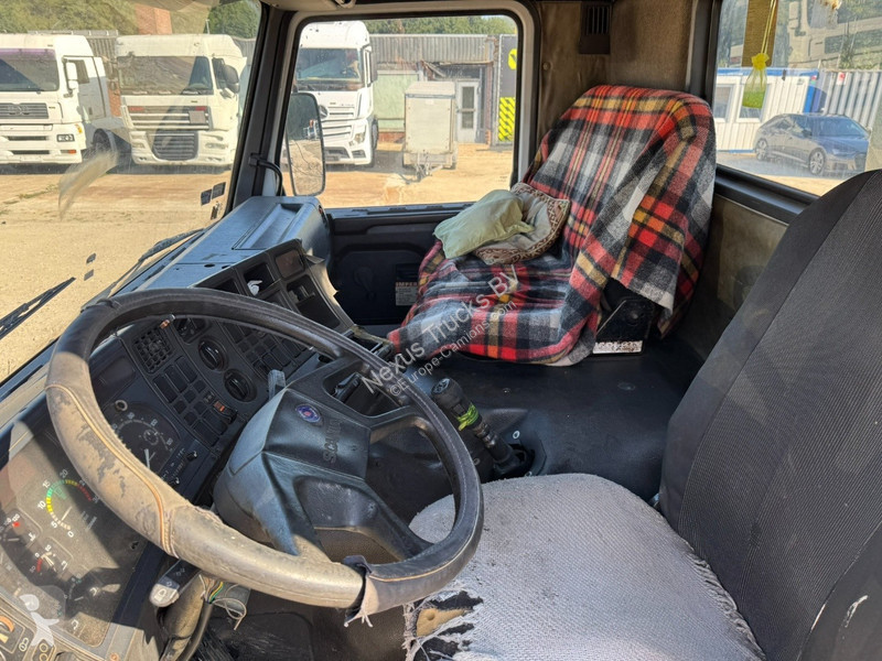 Lastbil Scania - 280 (14.000L / MANUAL PUMP &...