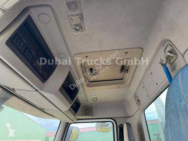 Camion Renault mit Palfinger Kran PK 15500