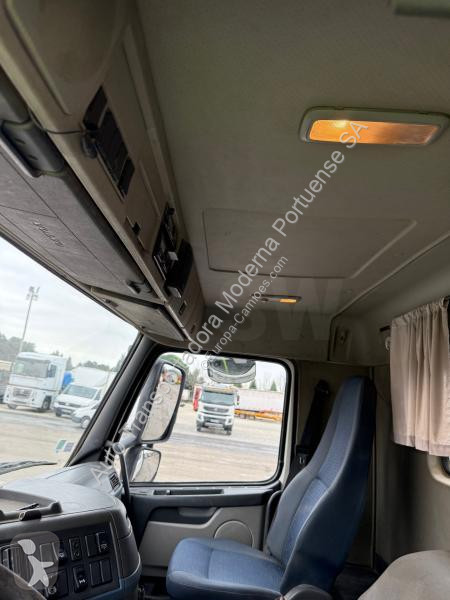 Camion Volvo 290 FM