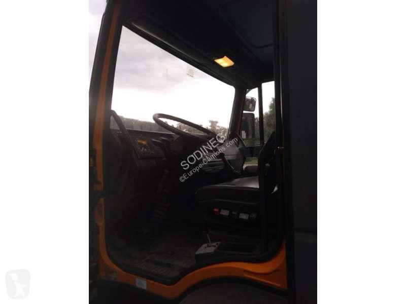 Camion Iveco  GRUE TECTOR 130E18
