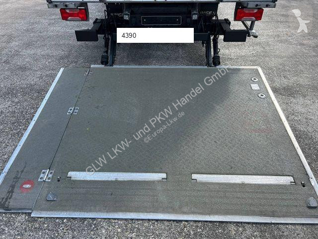 Kamion Iveco 72 C 18 L Koffer 6 m LBW 1...