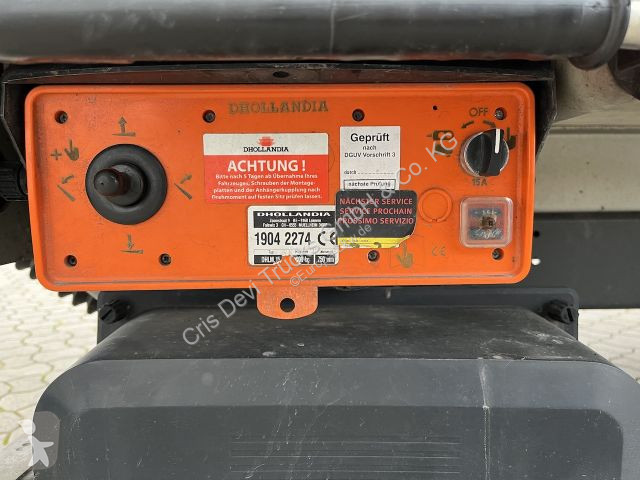 Camião Iveco 70C18 Tiefkühlkoffer mit Ladebordwand