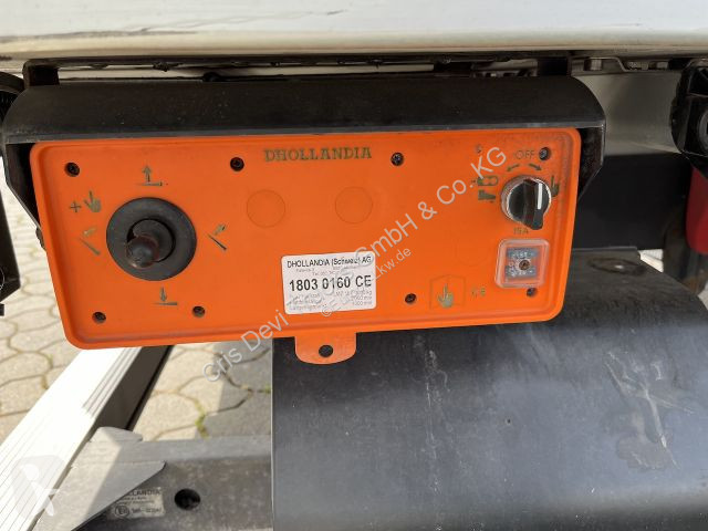 Camião Iveco 70C18 Kühlkoffer mit Ladebordwand...
