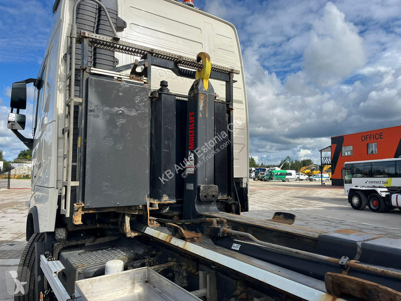 Camion Volvo 500 8x4*4 HIAB XR 24 ton / L=5800 mm