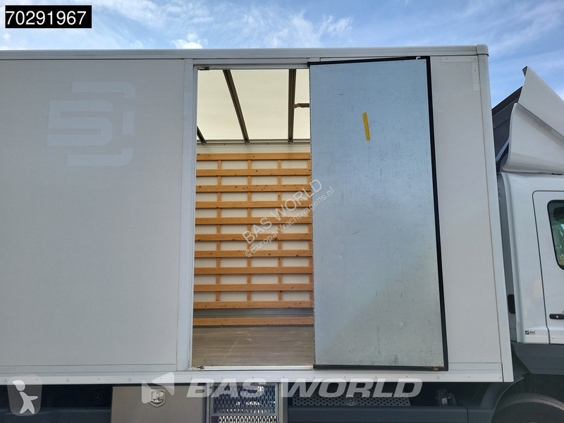 Kamion Mercedes 1221 4X2 1500kg Ladebordwand...